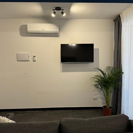 Black Room & Breakfast Бари Экстерьер фото