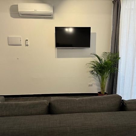 Black Room & Breakfast Бари Экстерьер фото